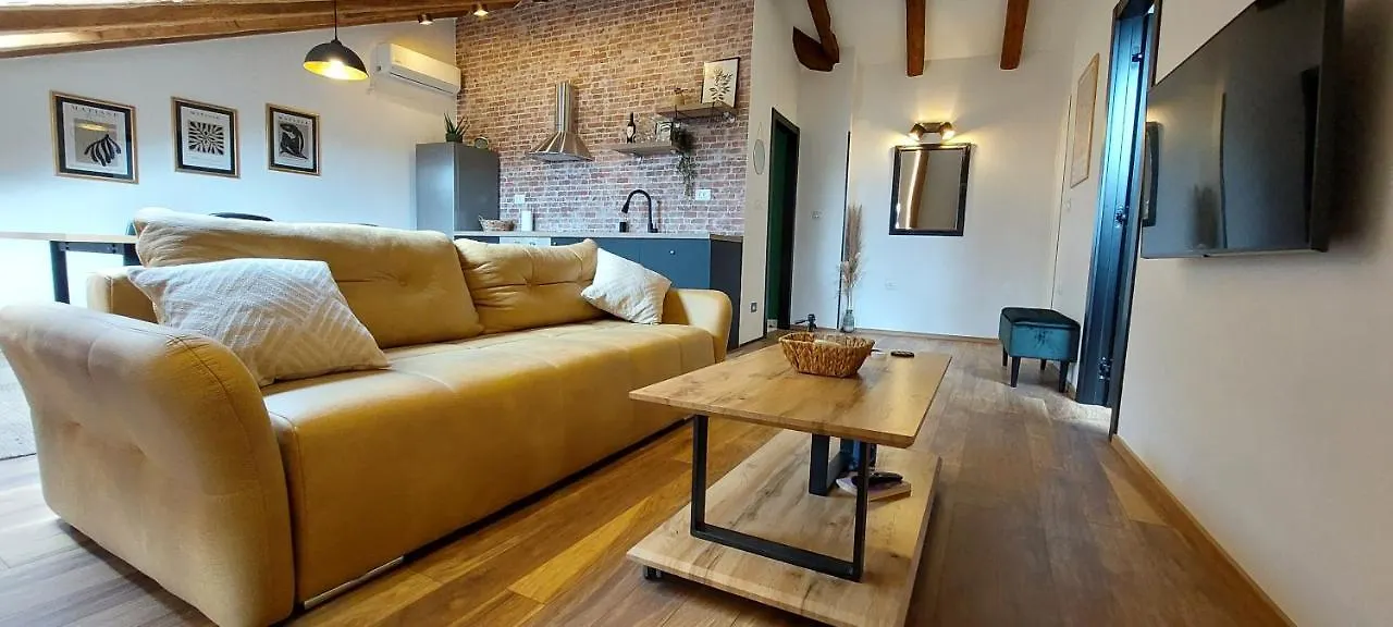 Brand New Centre Apartment 2 Pula